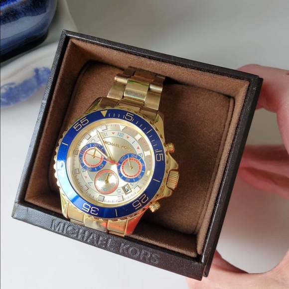 ❌❌SOLD ❌❌ORIGINAL. MICHAEL KORS WATCH. Womens. Battery is not included. - Picture 2 of 5